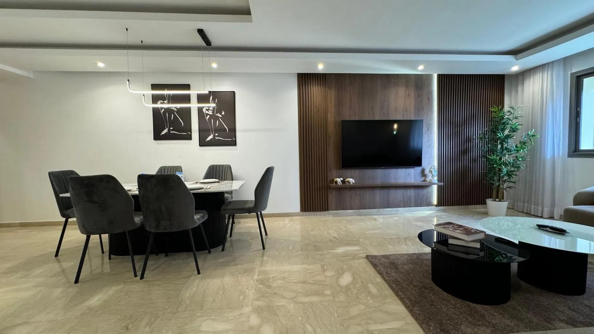 Garden View And Terrace 3Br - Appartali Luxury Platform 카사블랑카 아파트