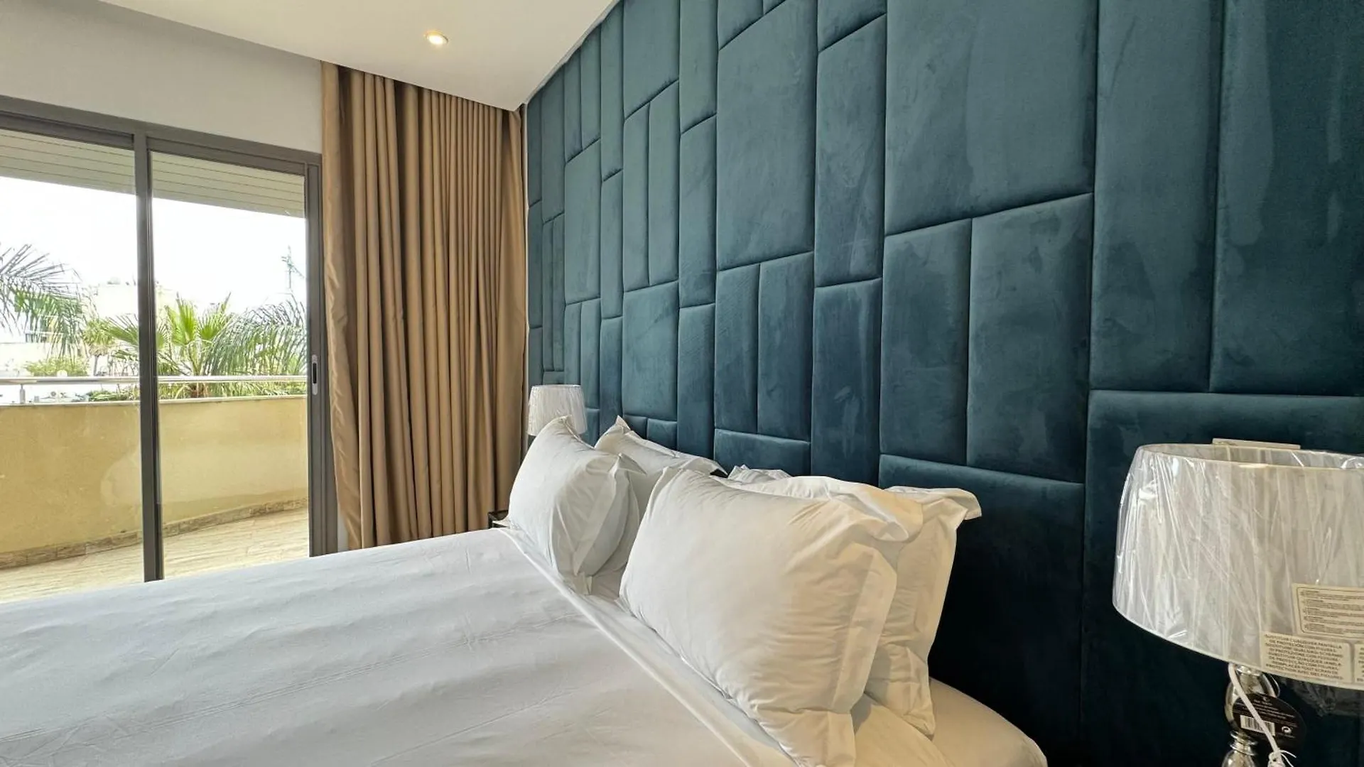 Garden View And Terrace 3Br - Appartali Luxury Platform 카사블랑카