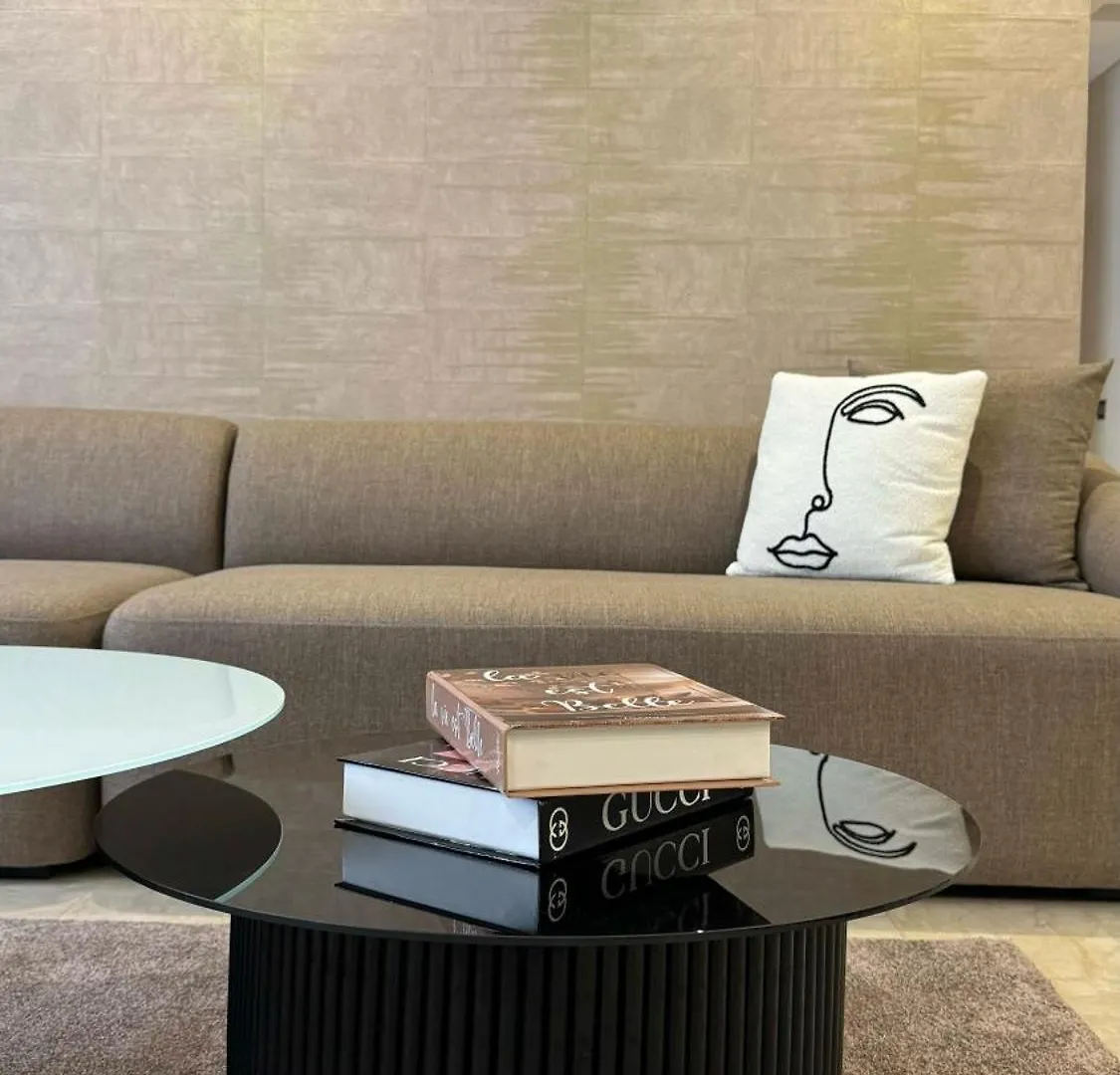 Garden View And Terrace 3Br - Appartali Luxury Platform 카사블랑카 0*,  모로코