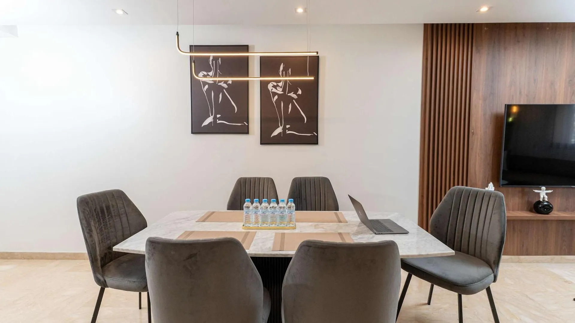 Garden View And Terrace 3Br - Appartali Luxury Platform 카사블랑카 아파트